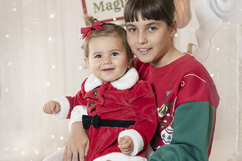 KARINA Y MAYA