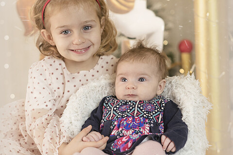 EMMA Y ESTEL